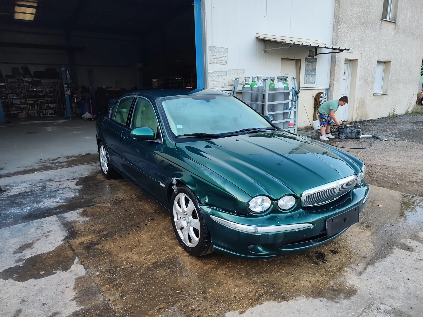 Jaguar X-Type — photo 3